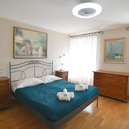 We - Corso Saba House Appartamento Trieste