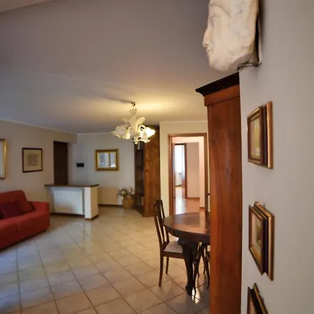 We - Corso Saba House Apartment Trieste